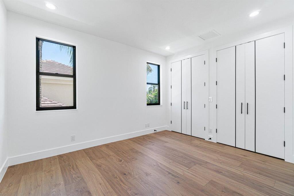 VINTAGE OAKS / POLO CLUB - Residential