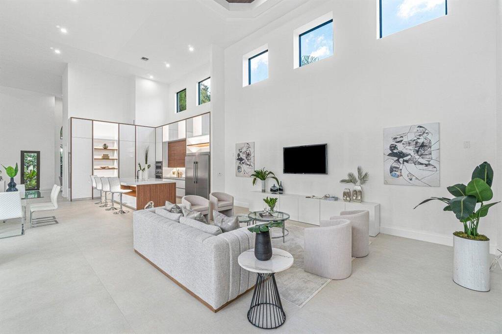 VINTAGE OAKS / POLO CLUB - Residential