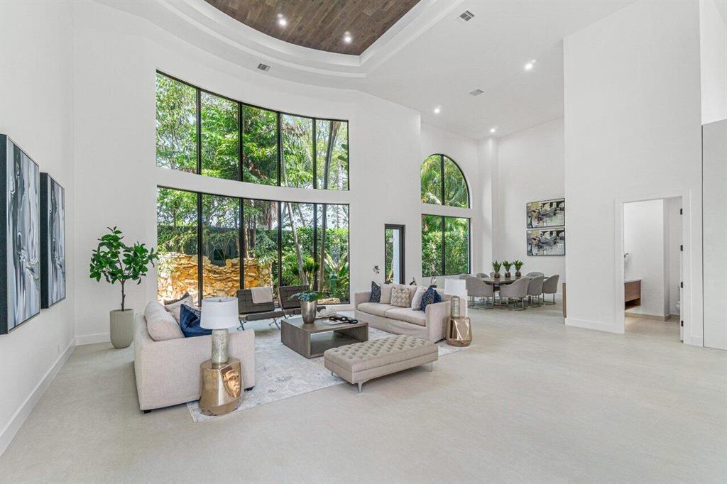 VINTAGE OAKS / POLO CLUB - Residential