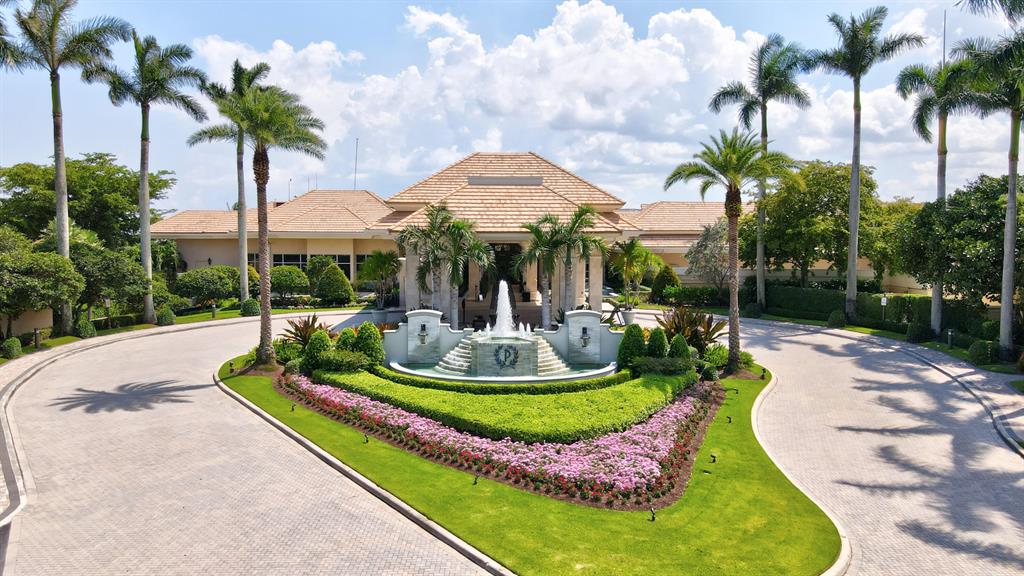 VINTAGE OAKS / POLO CLUB - Residential