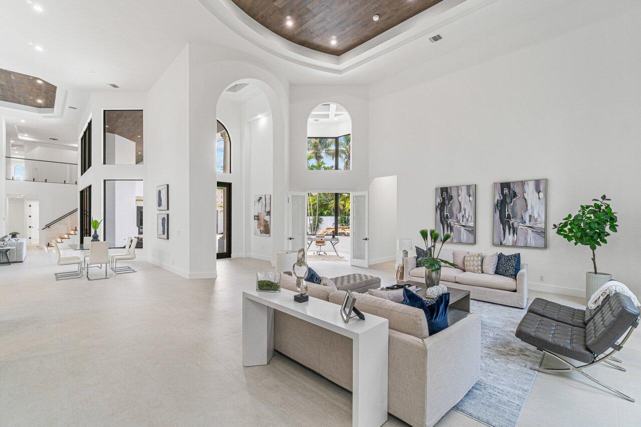 VINTAGE OAKS / POLO CLUB - Residential