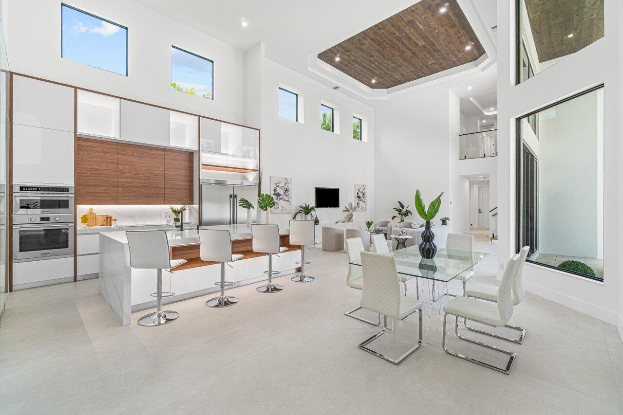 VINTAGE OAKS / POLO CLUB - Residential