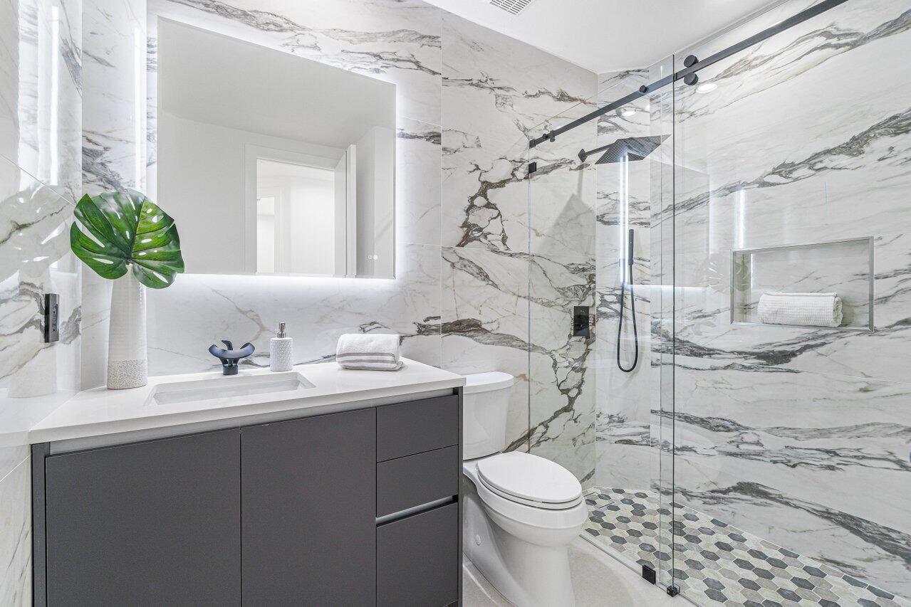 VINTAGE OAKS / POLO CLUB - Residential