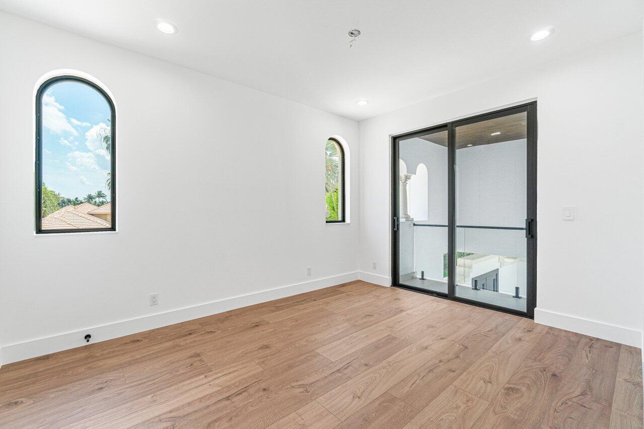 VINTAGE OAKS / POLO CLUB - Residential