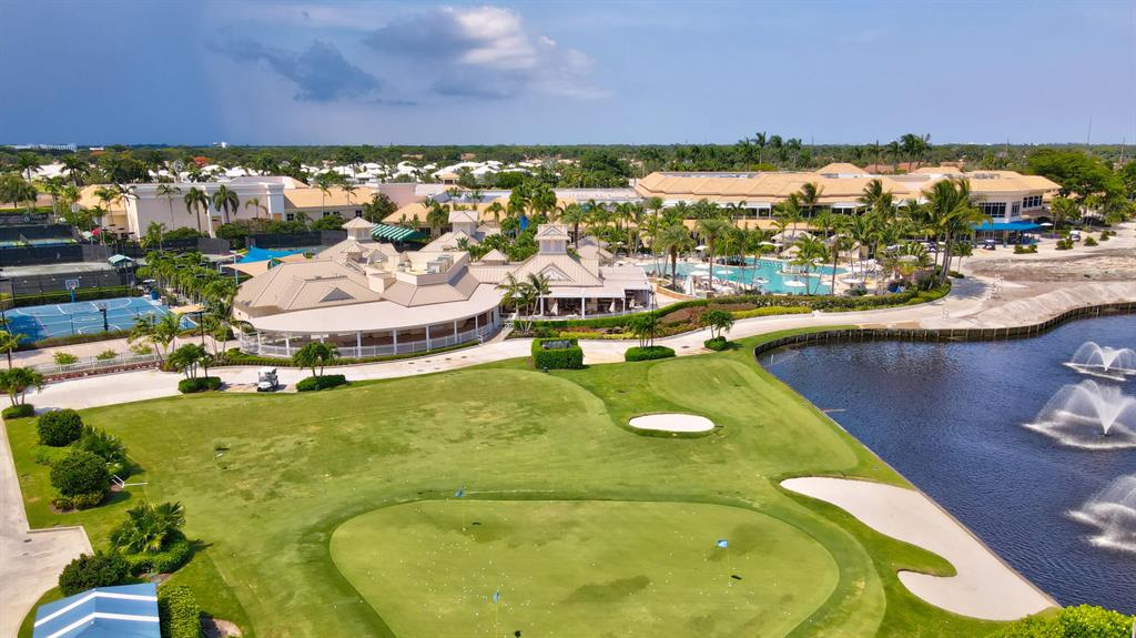 VINTAGE OAKS / POLO CLUB - Residential