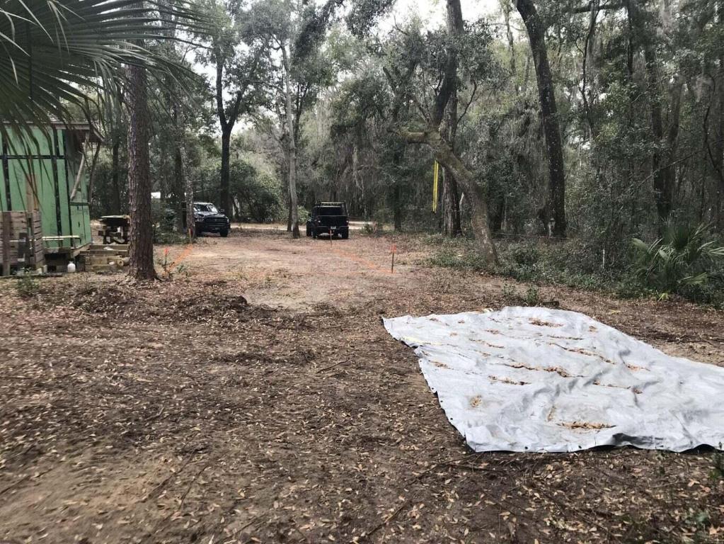 INTERLACHEN LAKES ESTATES UNIT #17 - Land