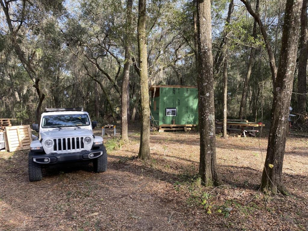 INTERLACHEN LAKES ESTATES UNIT #17 - Land