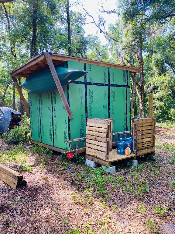 INTERLACHEN LAKES ESTATES UNIT #17 - Land