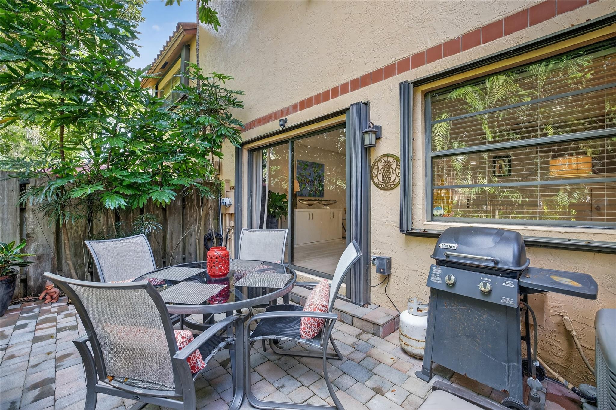 Spanish Springs Townhomes - Residential