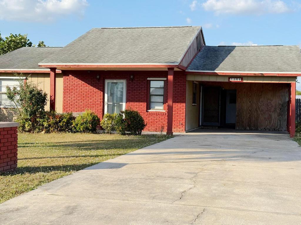 TAYLOR CREEK - Residential