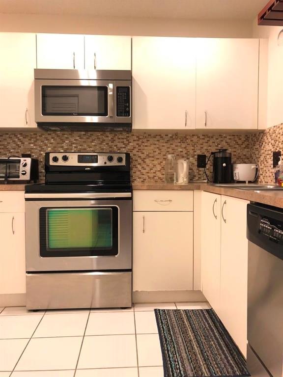 Sherbrooke 142-37 B - Residential Lease