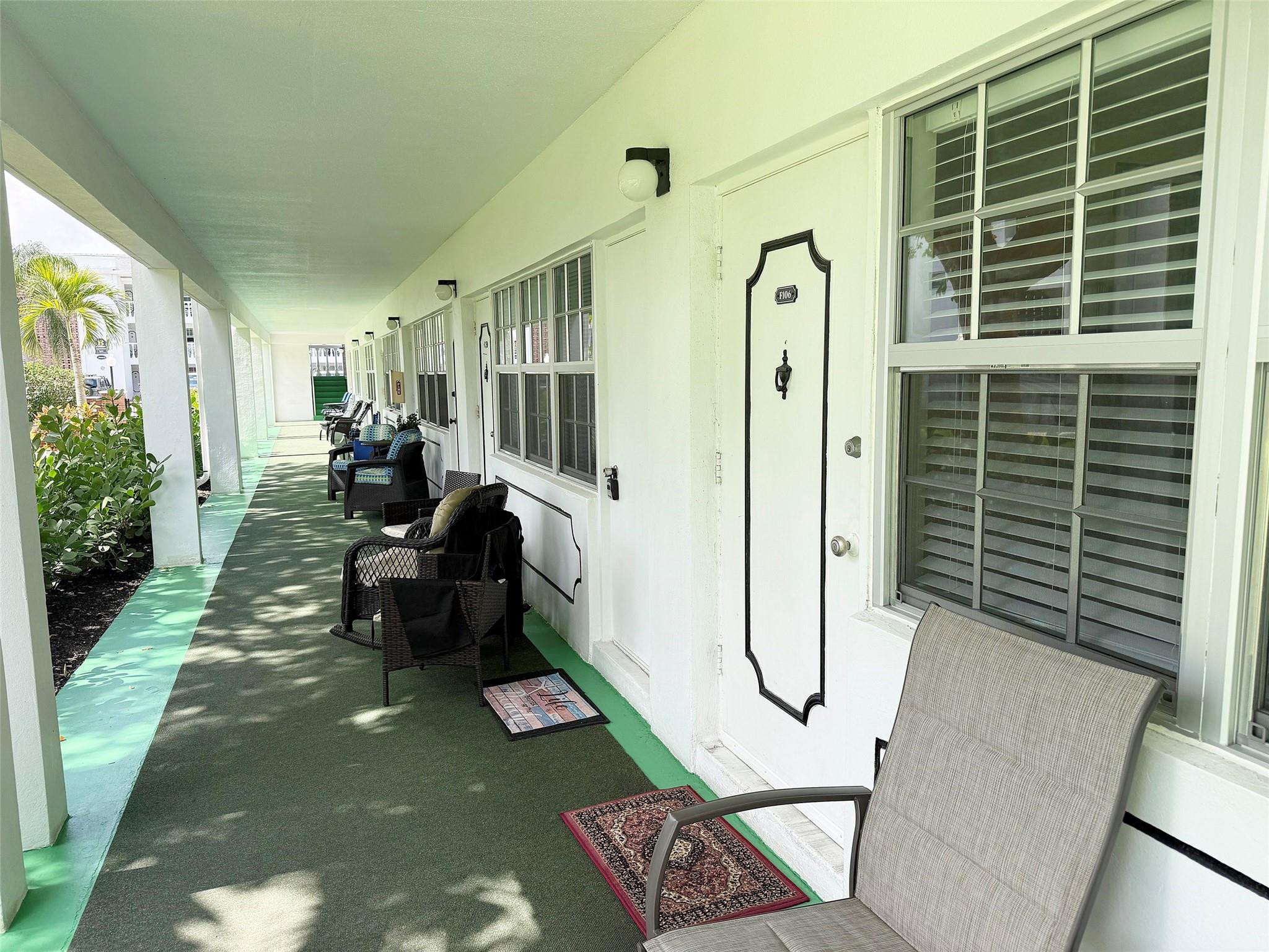 5208 NE 24th Terrace f-106