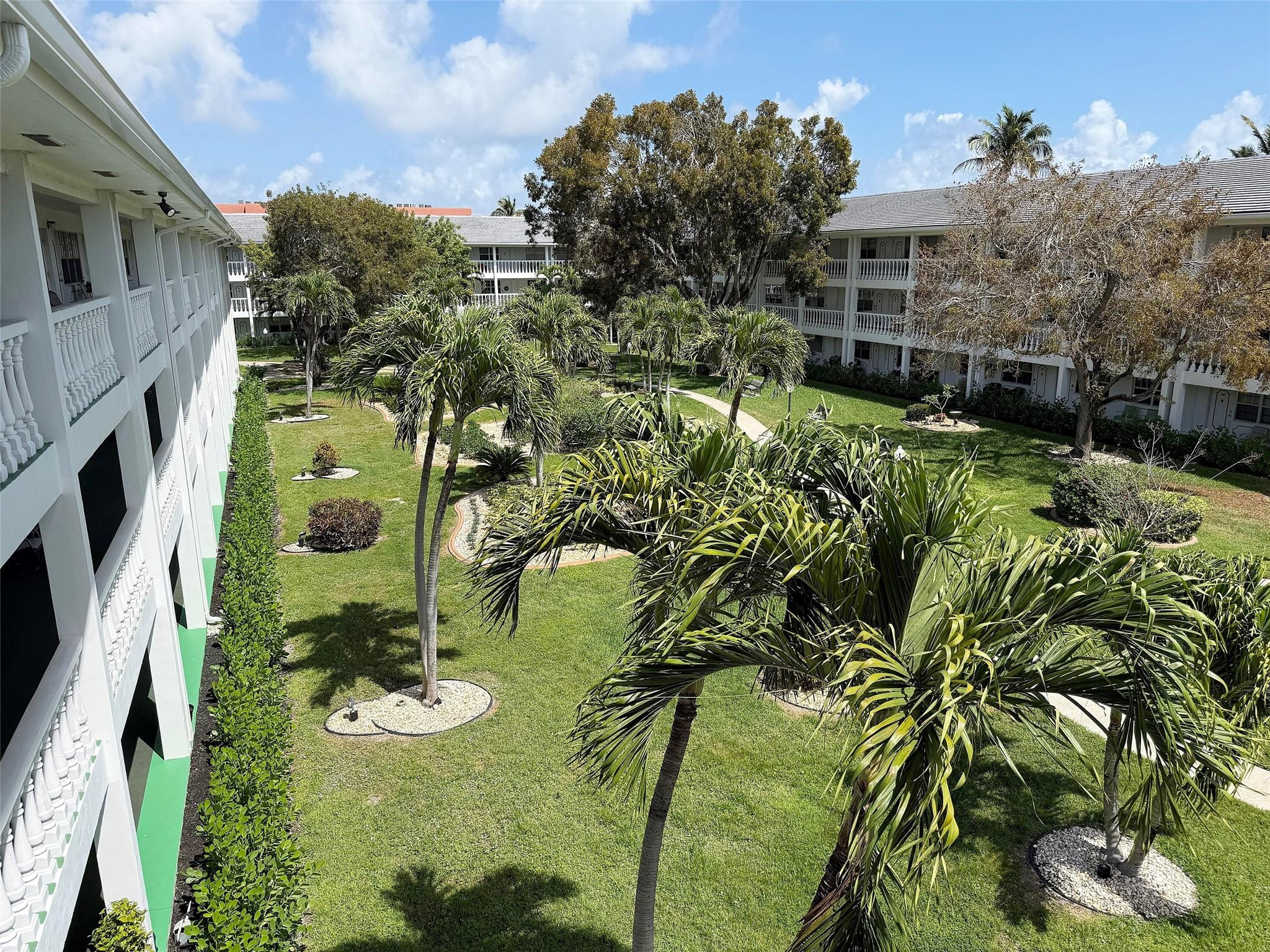 MAYBURY MANSIONS CONDO - Residential