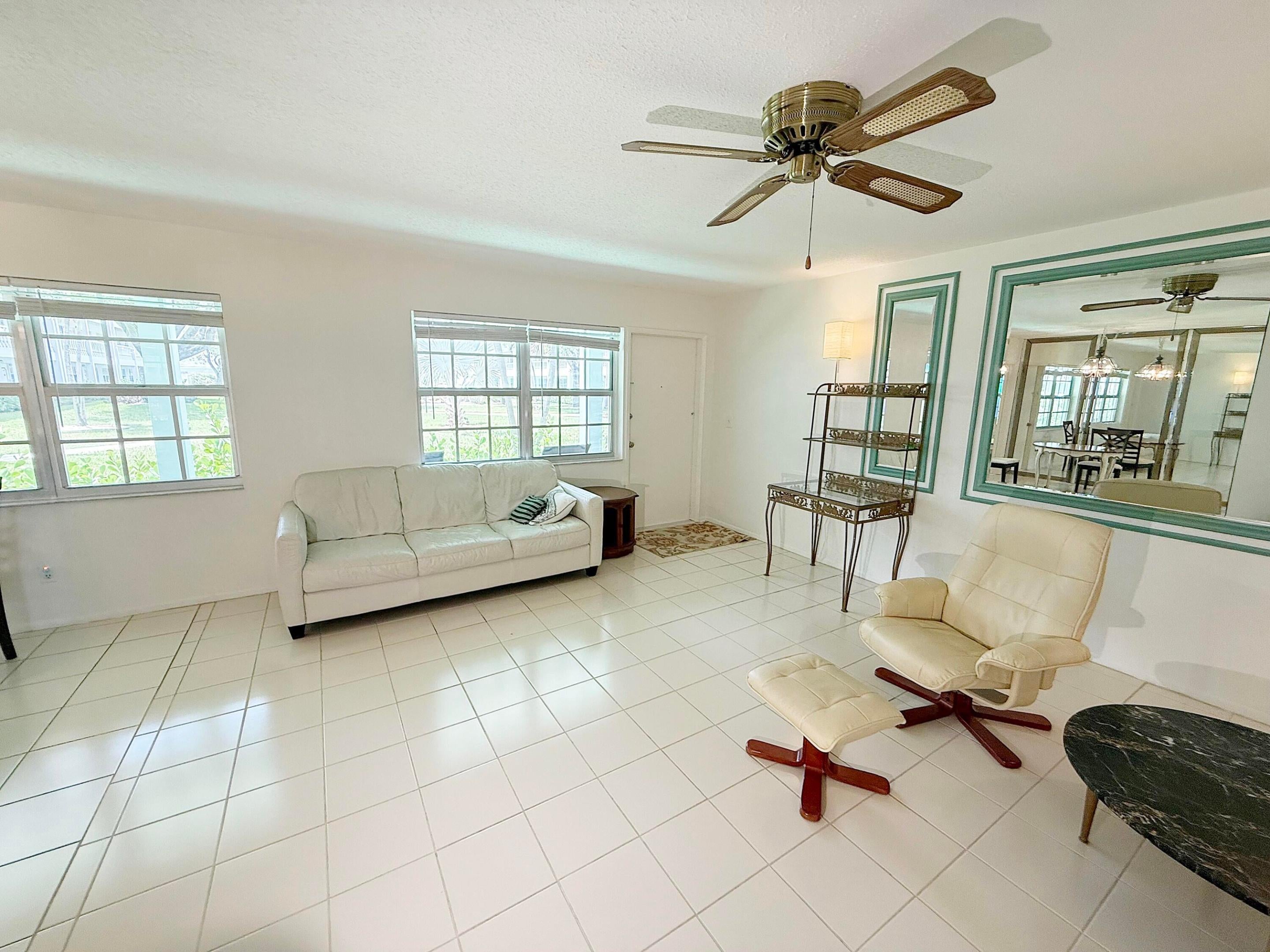 5208 NE 24th Terrace F106