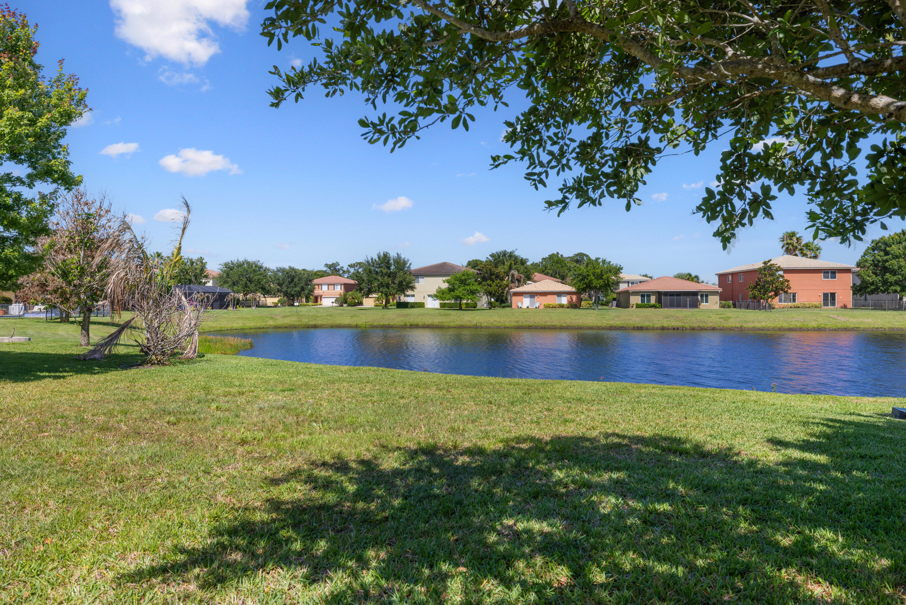 VEROLAGO - Residential
