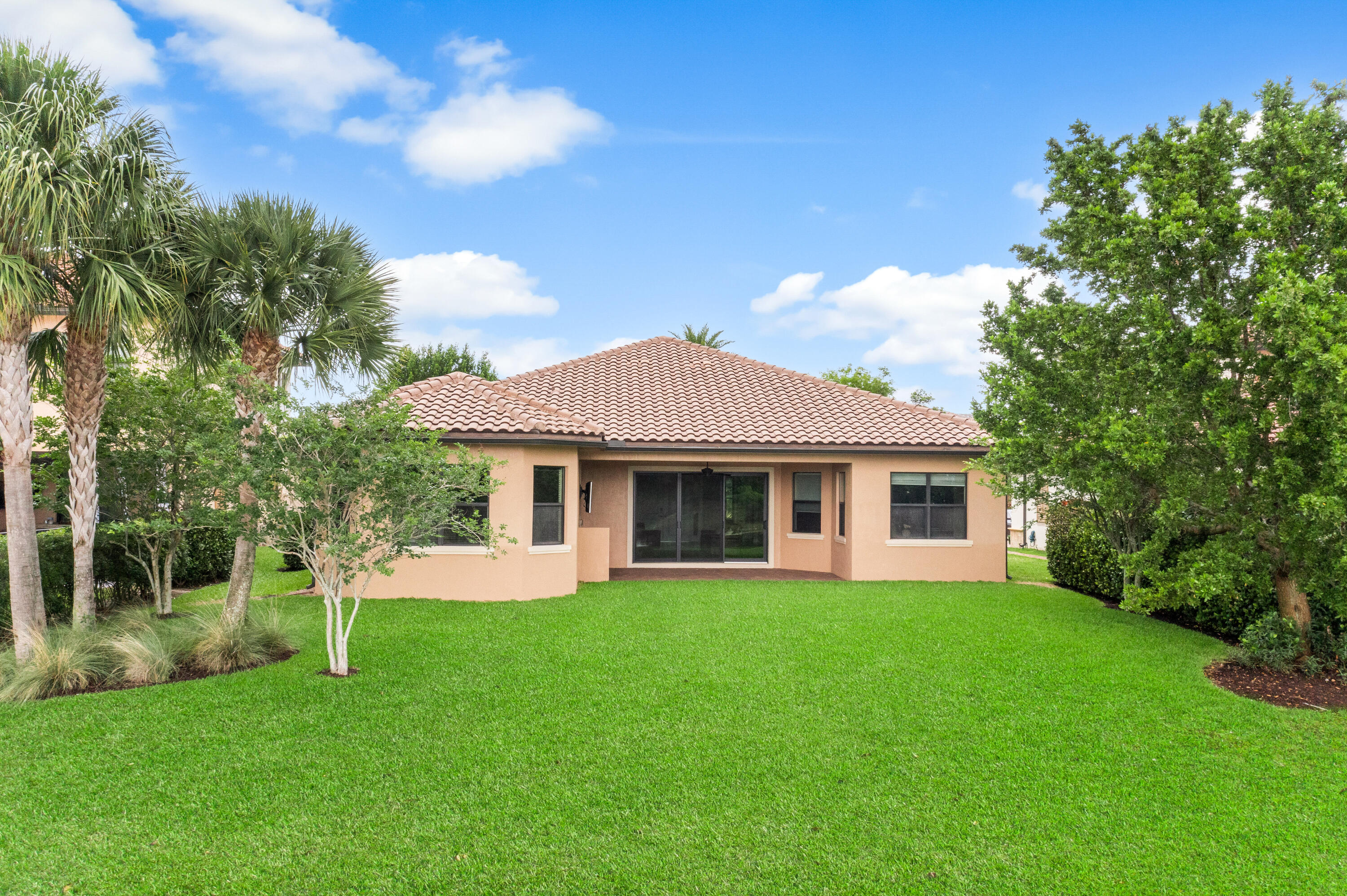 HERON BAY NORTH PLAT 4 - Residential