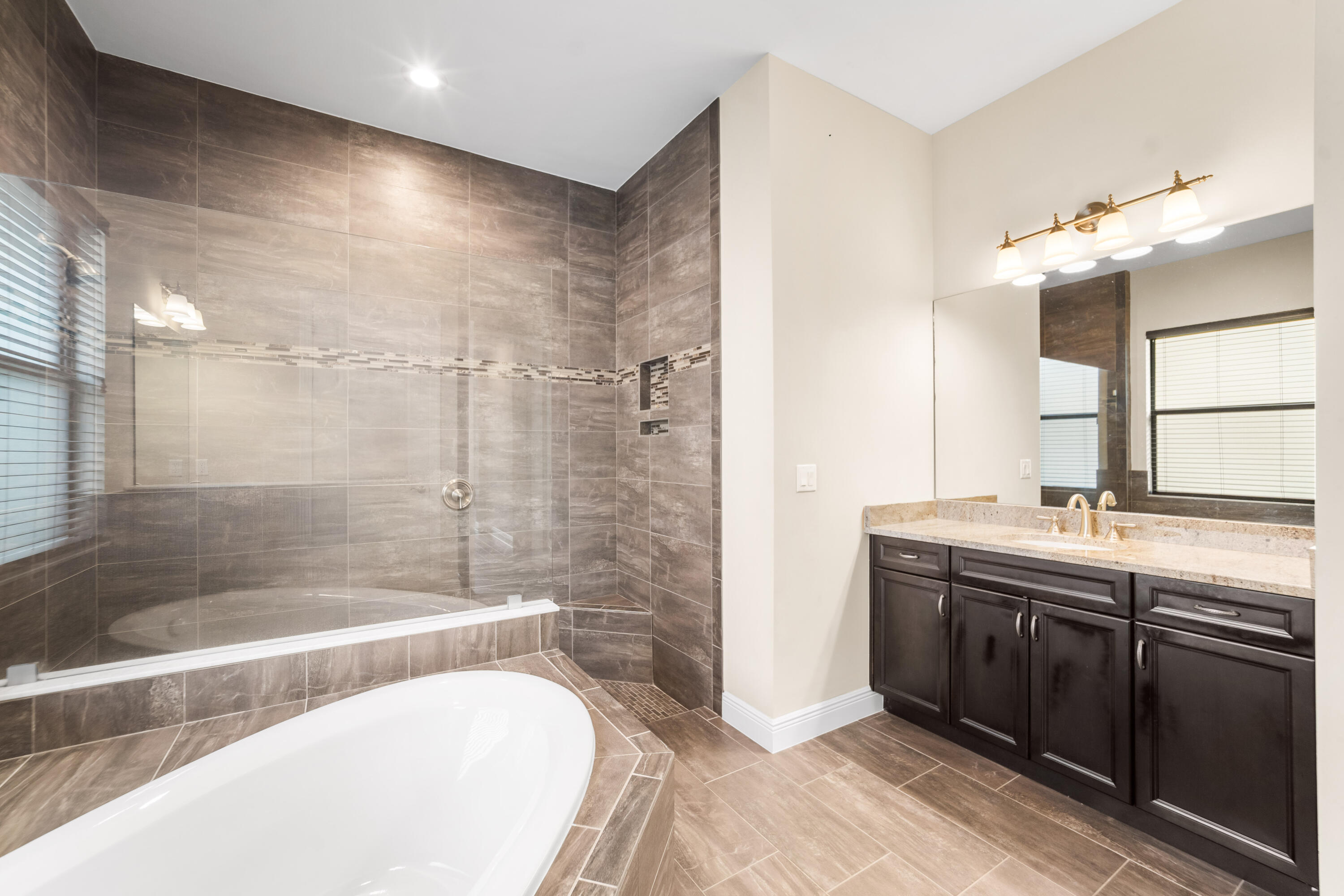 HERON BAY NORTH PLAT 4 - Residential
