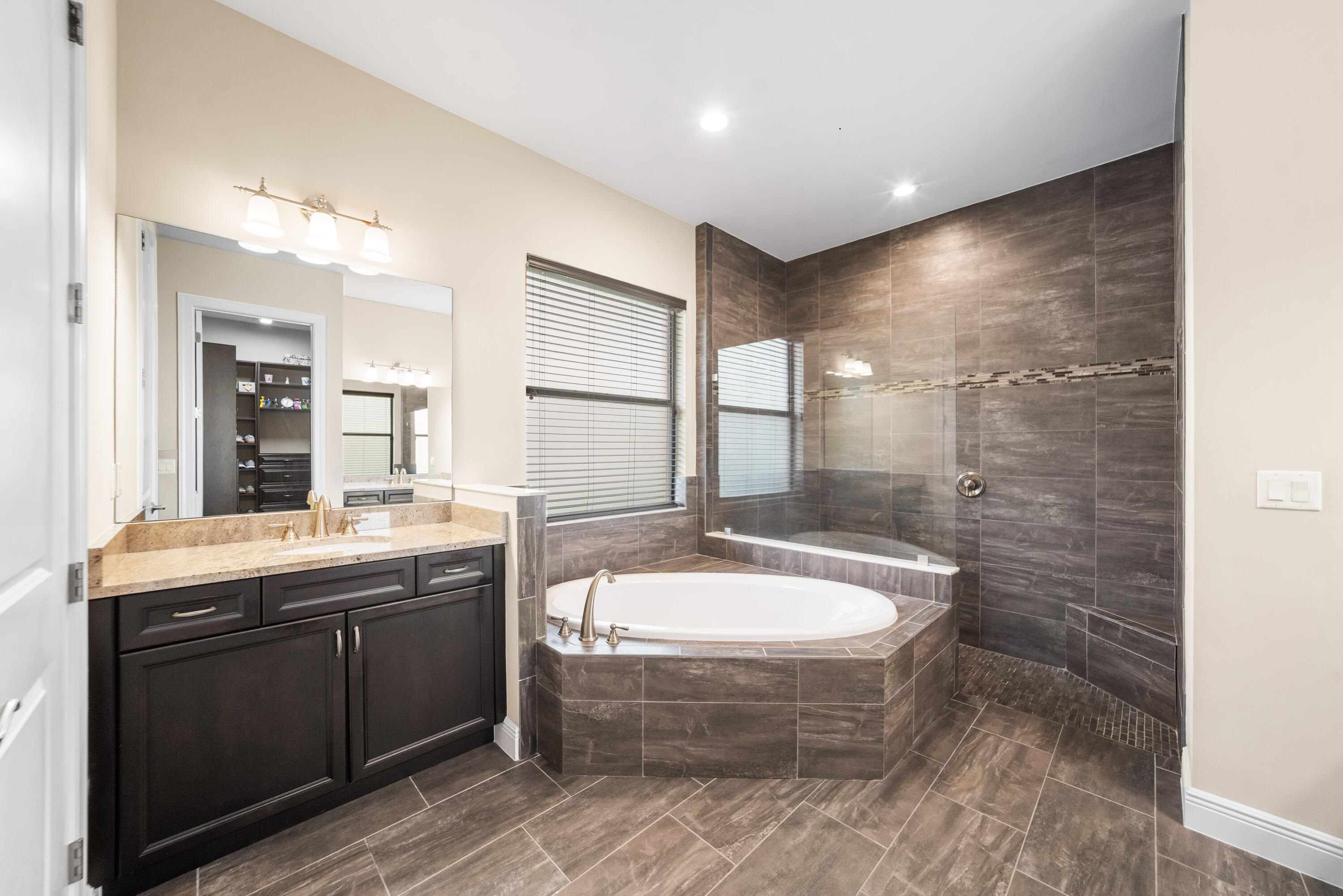HERON BAY NORTH PLAT 4 - Residential