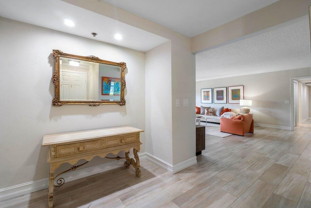 Photo of 950 De Soto Road #2b, Boca Raton, FL 33432 (MLS # R11110889)