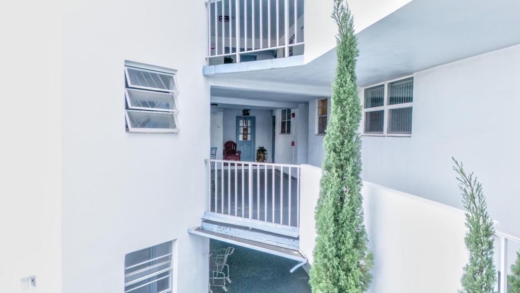 Photo of 1400 Tallwood Avenue #206, Hollywood, FL 33021 (MLS # R11153304)