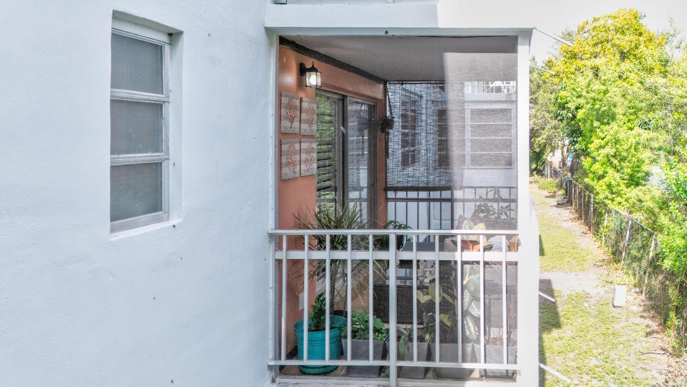 Tallwood East Condo - Residential