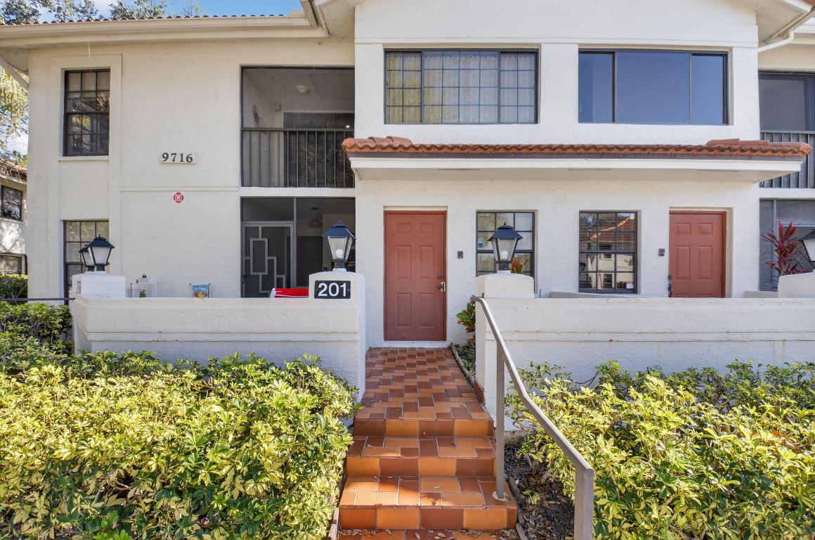 SUN VALLEY EAST CONDO - Residential