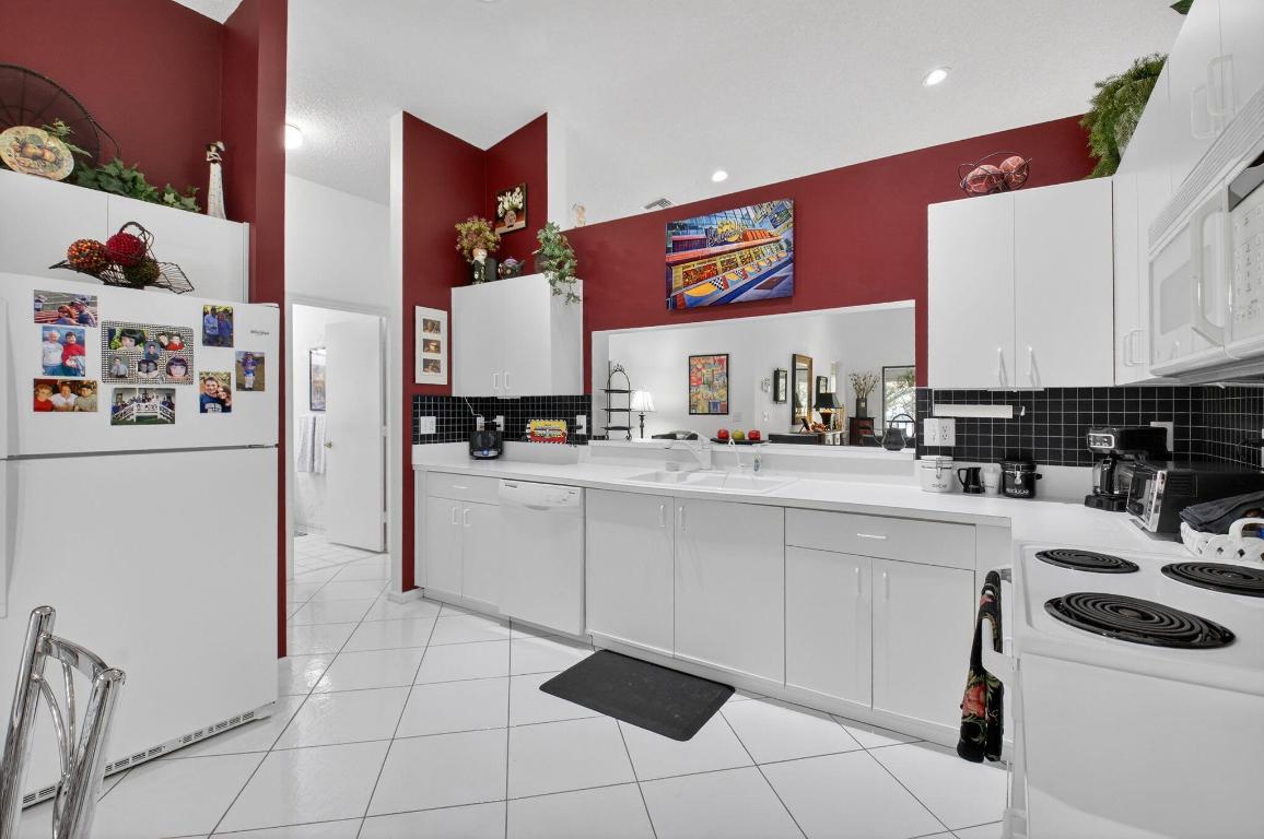 SUN VALLEY EAST CONDO - Residential