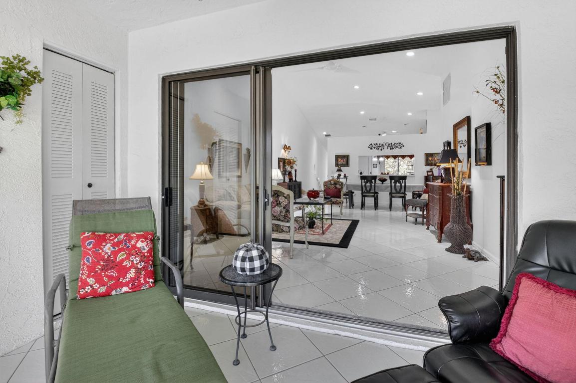 SUN VALLEY EAST CONDO - Residential