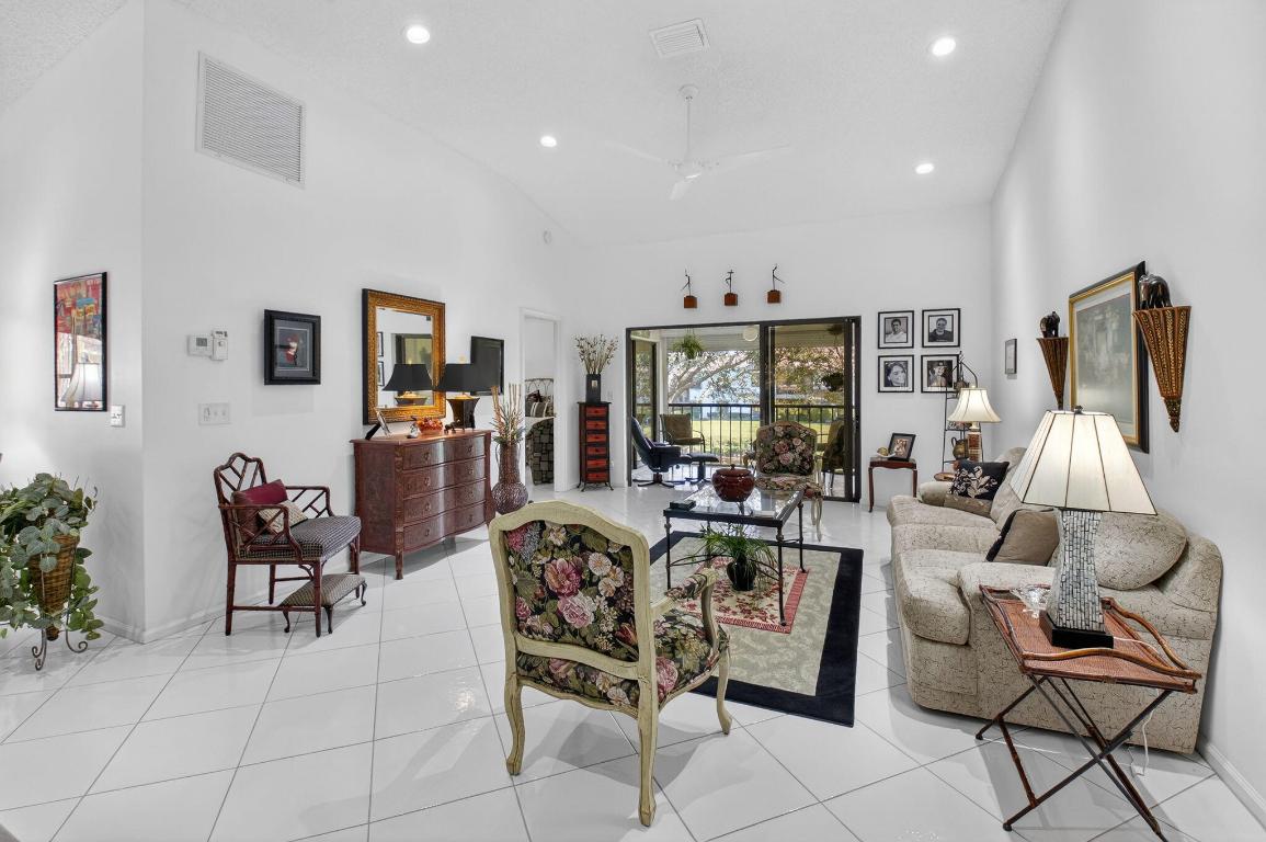 SUN VALLEY EAST CONDO - Residential