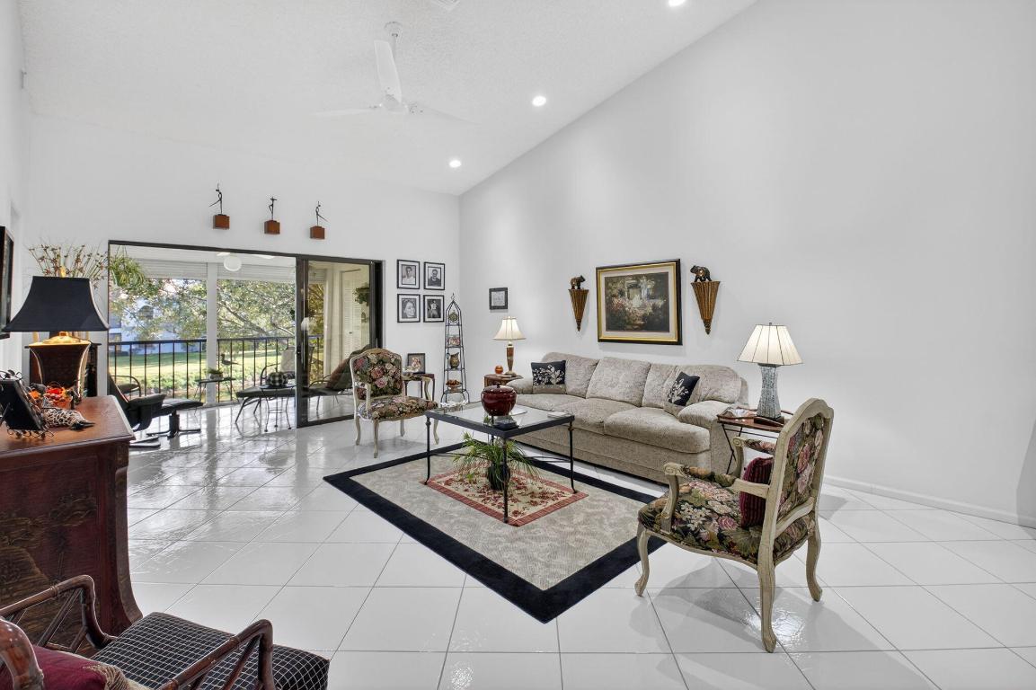 SUN VALLEY EAST CONDO - Residential