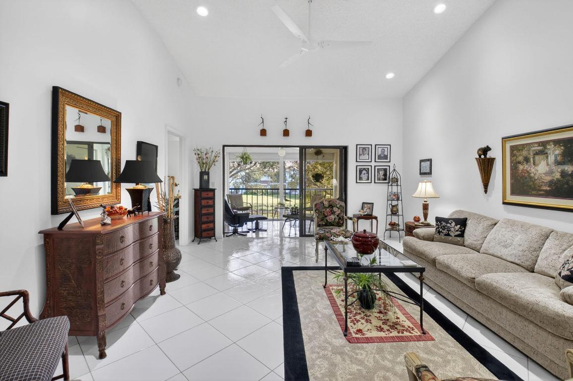 SUN VALLEY EAST CONDO - Residential