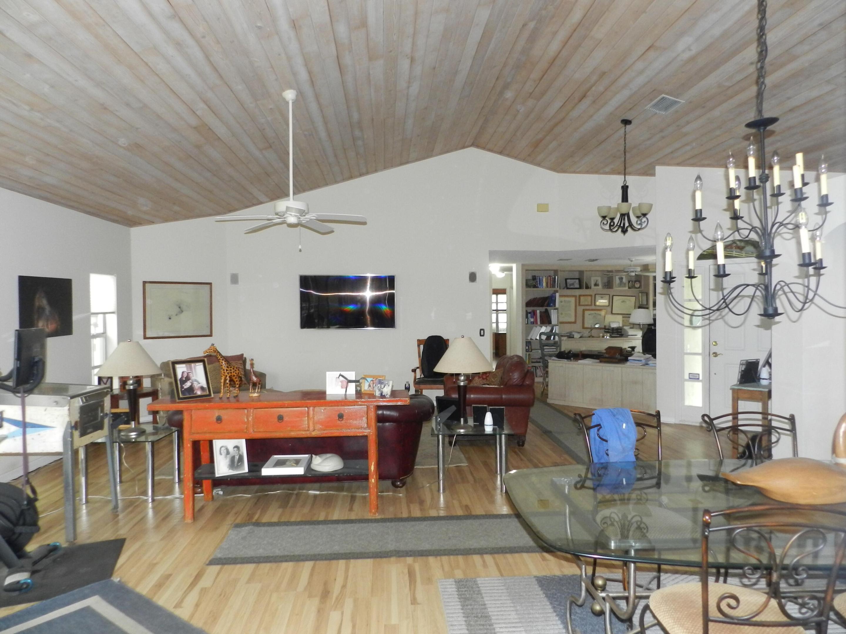 BREAKERS WEST 13 - Residential