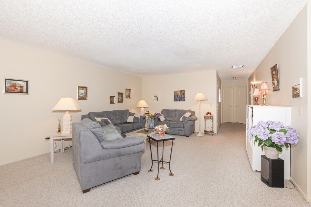 Photo of 7 Lake Vista Trail #201, Port Saint Lucie, FL 34952 (MLS # R10964362)