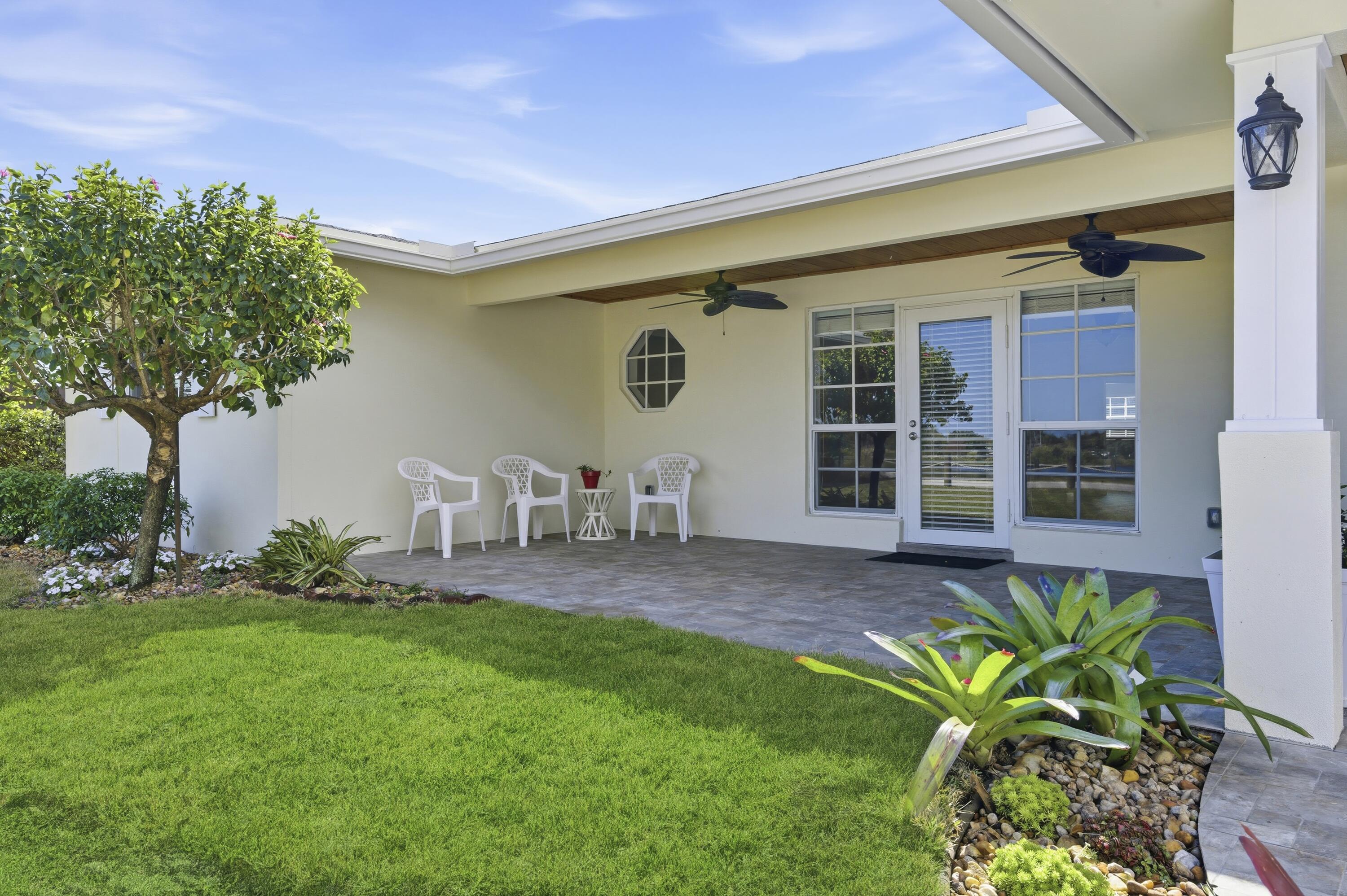 LAKE SHORE VILLAS - Residential