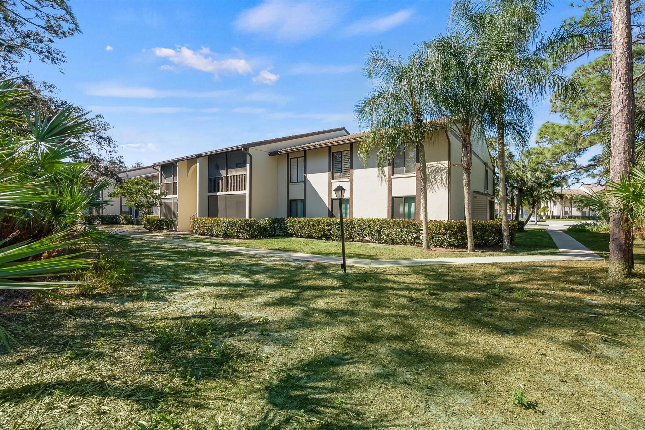 PINE RIDGE AT MARTIN DOWN - Residential Lease