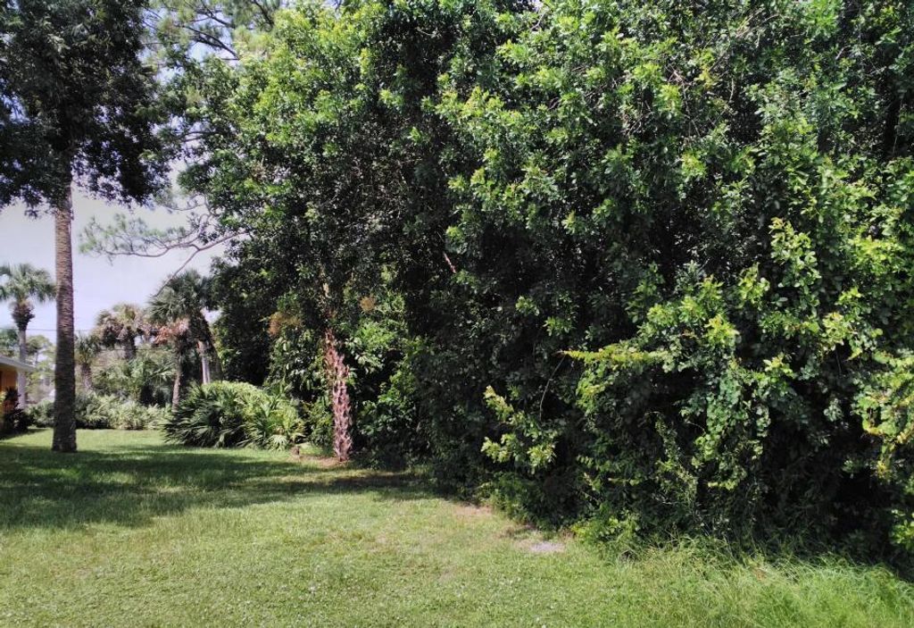 Photo of 6113 Spring Garden Place, Fort Pierce, FL 34951 (MLS # R10752079)