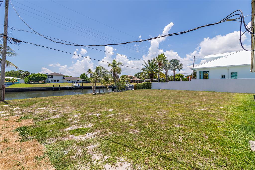 LEWIS SHORE ESTATES 2 - Residential