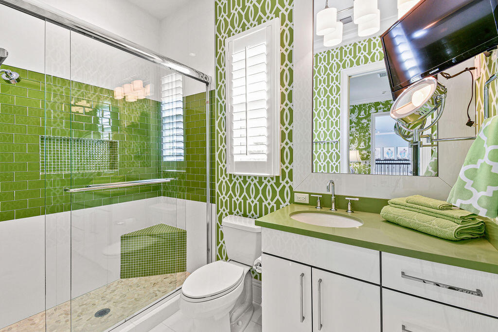 Frenchman's Harbor - Admi - Residential