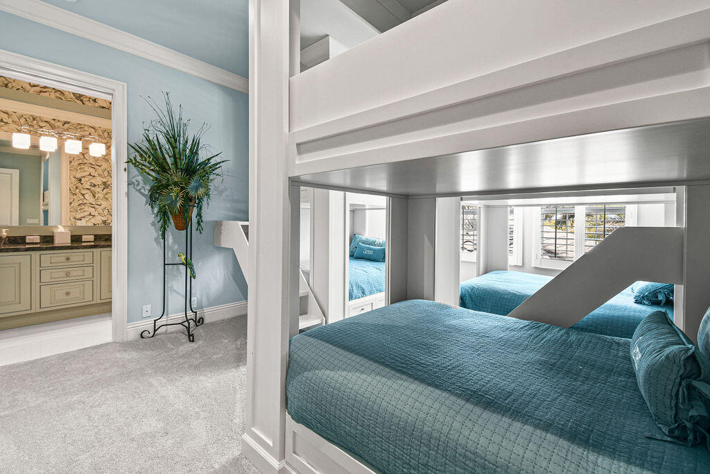 Frenchman's Harbor - Admi - Residential