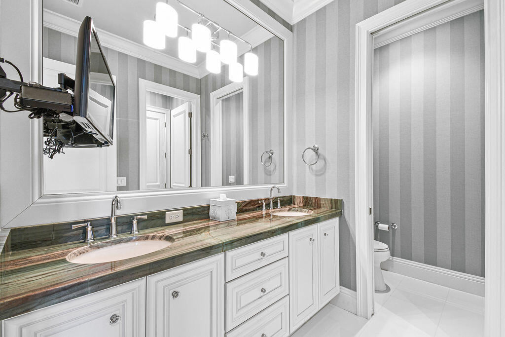 Frenchman's Harbor - Admi - Residential