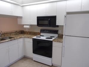 Riverwalk - Residential Lease