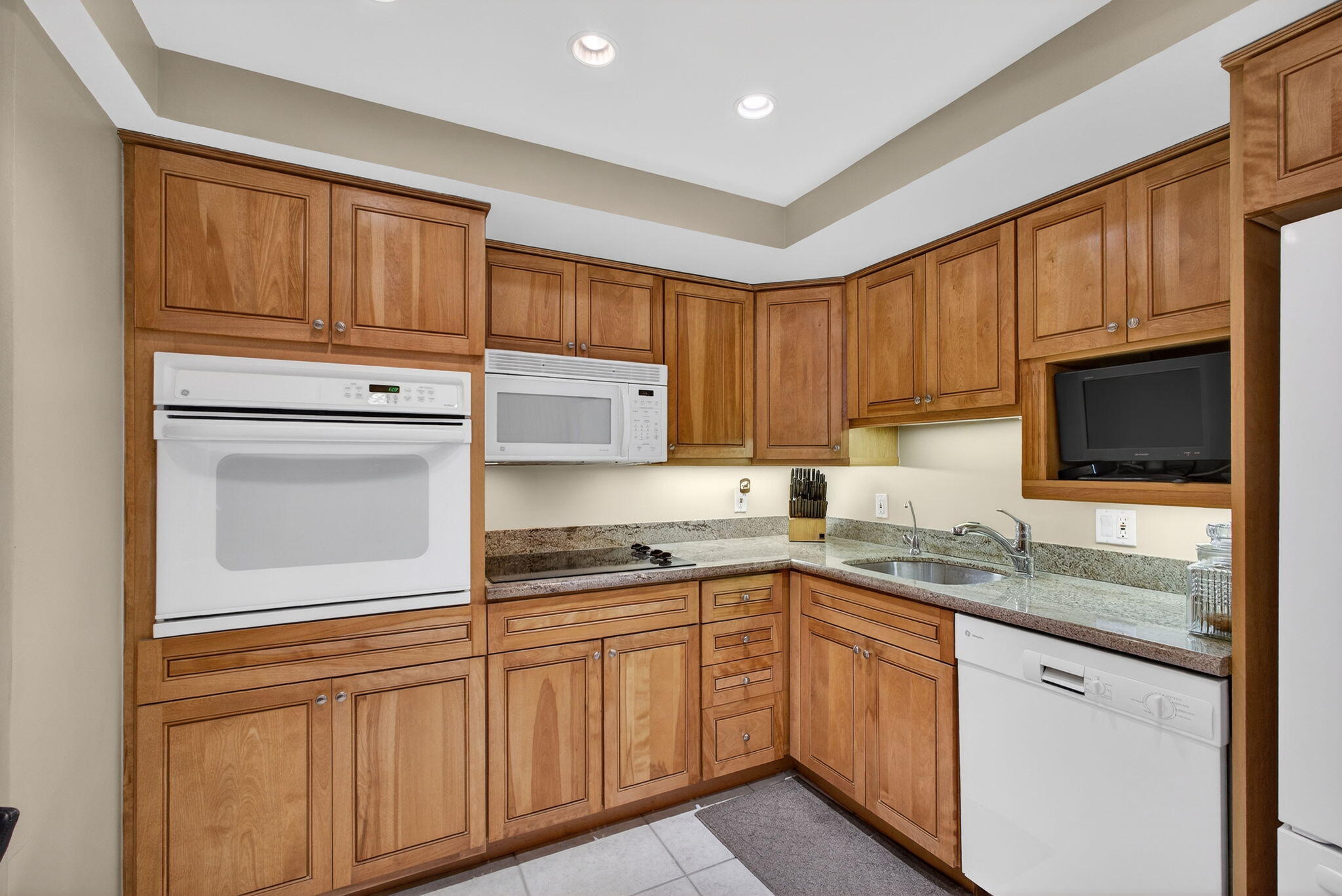 DUNE DECK OF THE PALM BEACHES CONDO - Residential