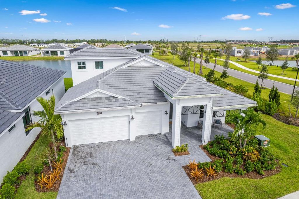 Photo of 8430 SW Cantante Way, Port Saint Lucie, FL 34987 (MLS # R11052460)