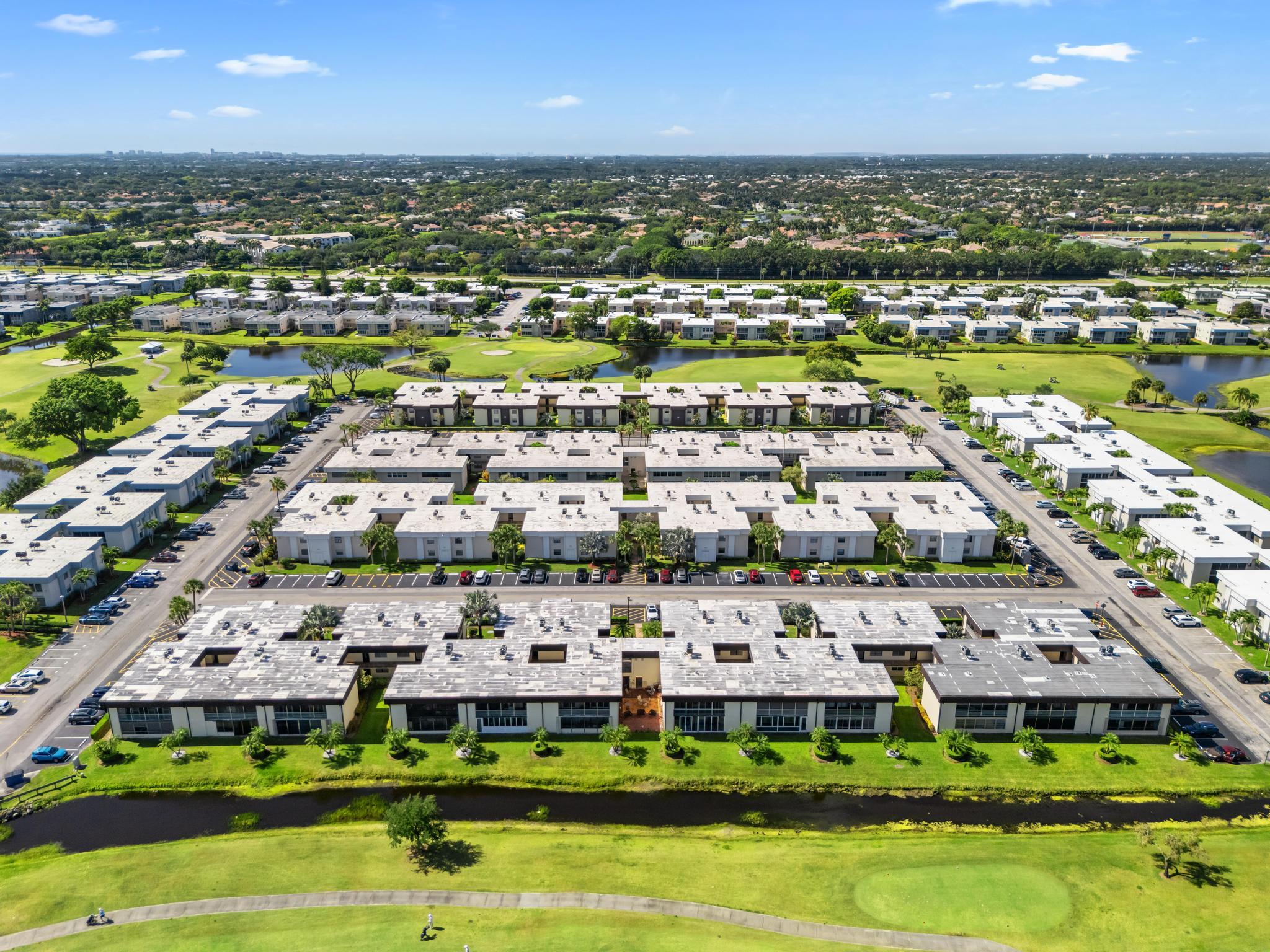 KINGS POINT CAPRI CONDOS - Residential