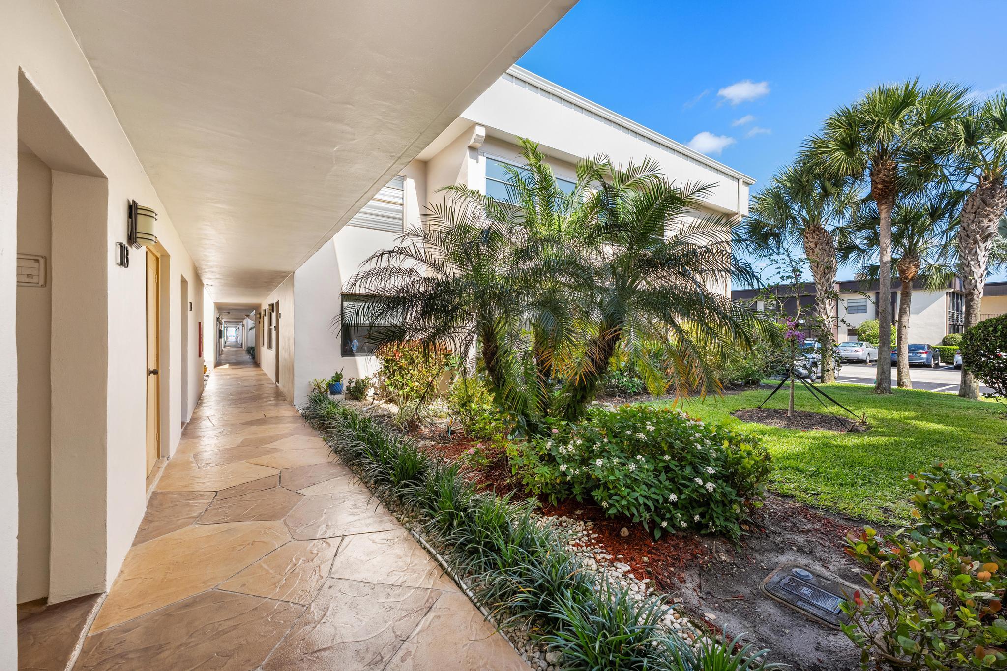 KINGS POINT CAPRI CONDOS - Residential