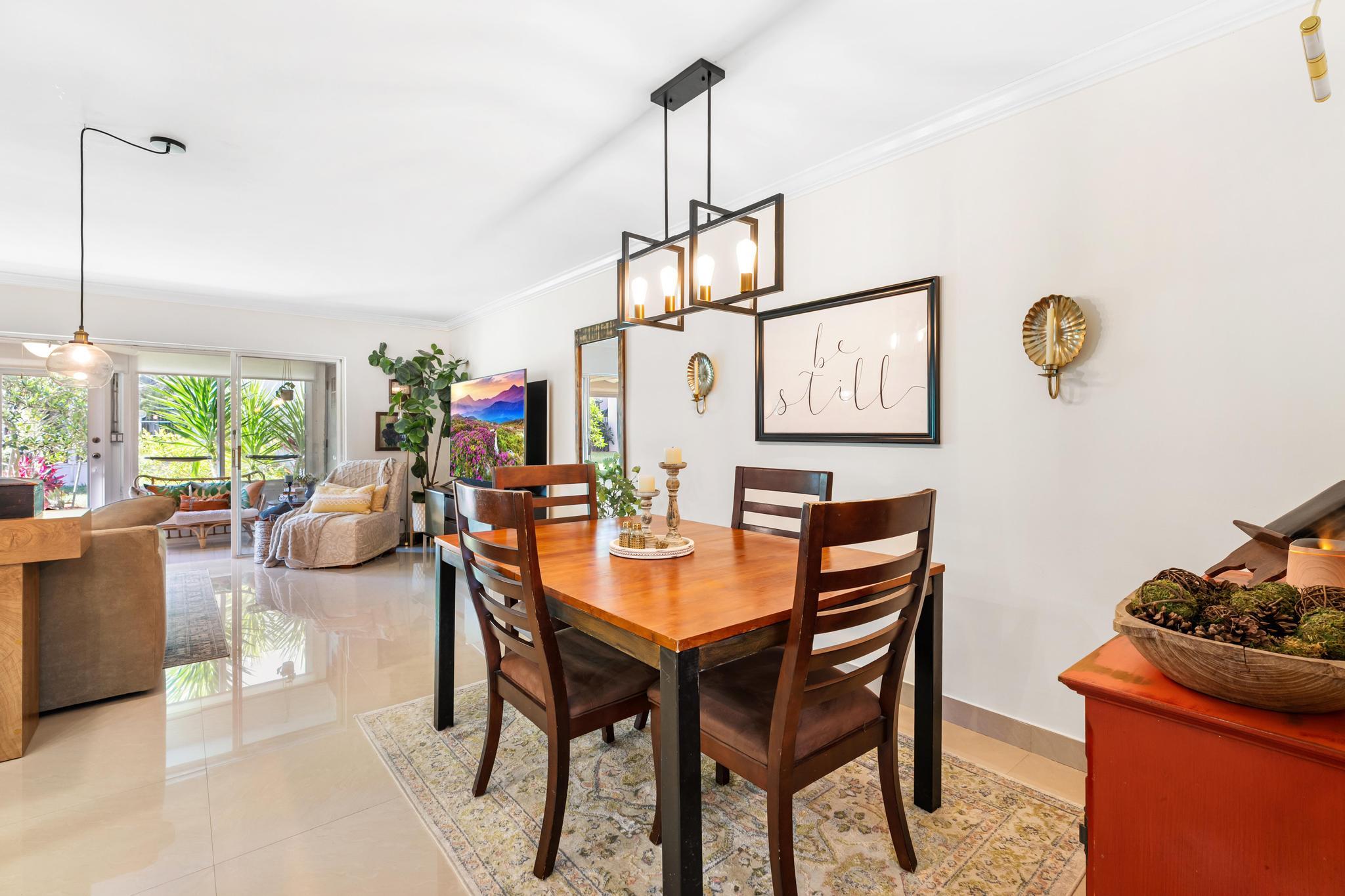 KINGS POINT CAPRI CONDOS - Residential