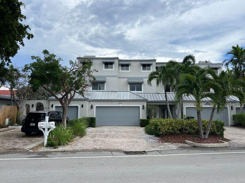 SILVER SHORES UNIT - Residential Lease
