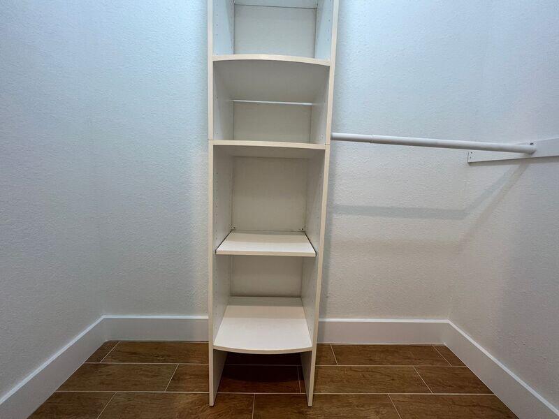 SILVER SHORES UNIT - Residential Lease