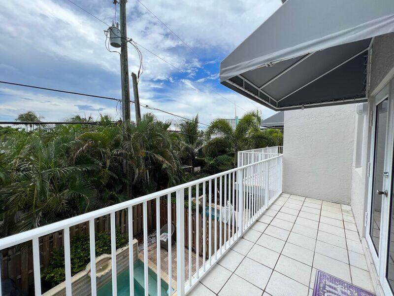 SILVER SHORES UNIT - Residential Lease