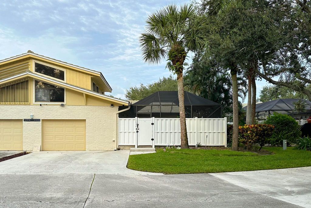 Photo of 12528 Woodmill Drive, Palm Beach Gardens, FL 33418 (MLS # R10926170)